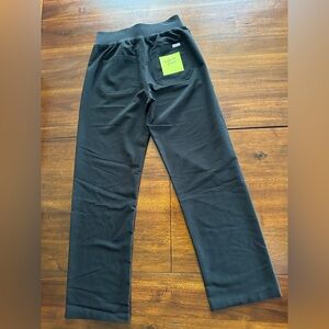 Figs Livingston straight leg scrub pants, black, size high rise small